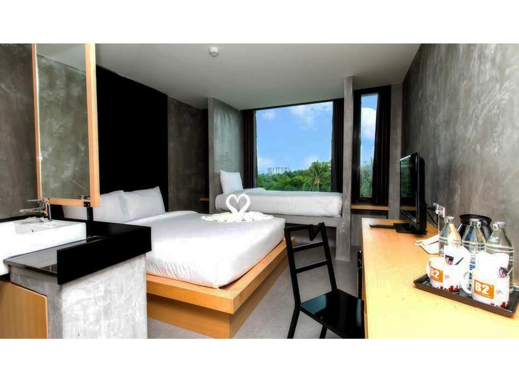 B2 Phuket Boutique & Budget Hotel Exterior photo